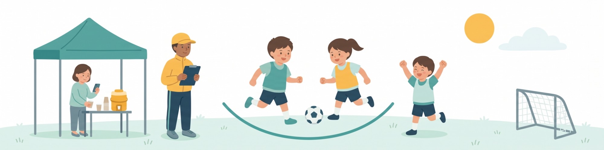 テントの下でお茶当番をする保護者と、見守る指導者。グラウンドでボールを追う子どもたち